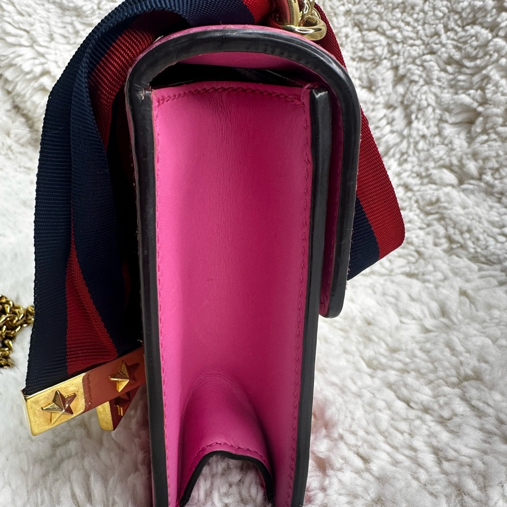 Gucci Mini Sylvie crossbody/shoulder bag - Picture 4 of 11